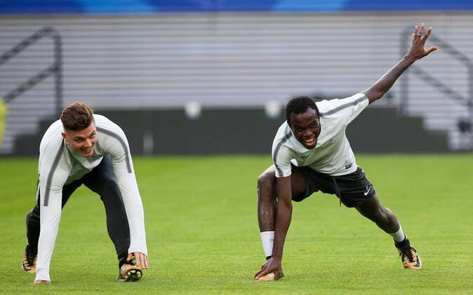 RB Leipzig Training Champions League Leipzig 16 10 2017 Red Bull Arena Football UEFA Champions League Group G 3 Matchday Training at Day the Game RB Leipzig vs FC Porto RB Leipzig Training in Picture v l Marcel Sabitzer and Bruma