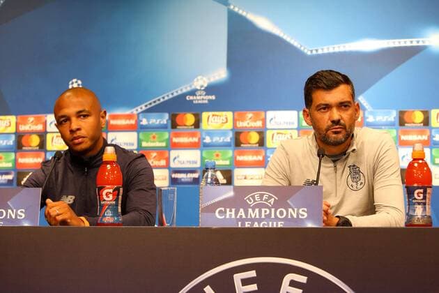 RB Leipzig press conference Champions League Leipzig 16 10 2017 Red Bull Arena Football UEFA Champions League Group G 3 Matchday Press conference at Day the Game RB Leipzig vs FC Porto in Picture v l Yacine Brahimi 8 Porto and team manager Sergio Conceicao Conceicao Porto