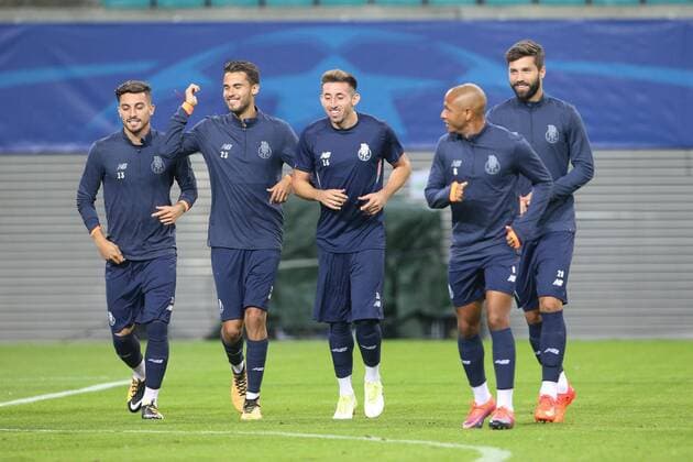 Training Porto Champions League Leipzig 16 10 2017 Red Bull Arena Football UEFA Champions League Group G 3 Matchday Training at Day the Game RB Leipzig vs FC Porto FC Porto Training in Picture v l Alex Telles 13 Porto Diego Reyes 23 Porto Hector Herrera 16 Porto Yacine Brahimi 8 Porto and Felipe 28 Porto