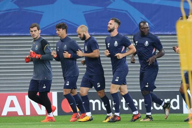 Training Porto Champions League Leipzig 16 10 2017 Red Bull Arena Football UEFA Champions League Group G 3 Matchday Training at Day the Game RB Leipzig vs FC Porto FC Porto Training in Picture v l Goalkeeper Iker Casillas 1 Porto Oliver Torres 10 Porto André André 20 Porto Miguel Layun 19 Porto and Vincent Aboubakar 9 Porto