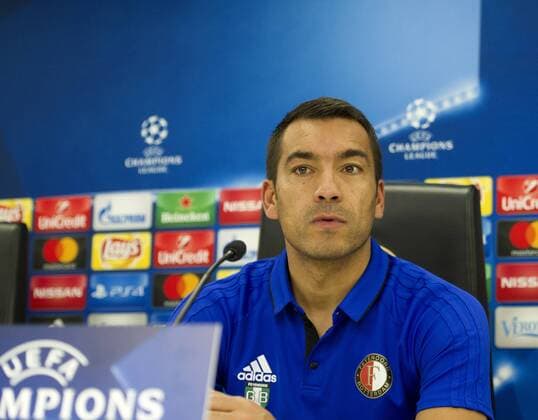 Fußball, CL, PK Feyenoord Rotterdam 16-10-2017 VOETBAL: TRAINING EN PERSCONFERENTIE FEYENOORD: ROTTERDAM Giovanni van Bronckhorst, coach Feyenoord Foto: SCS Michel Utrecht xVIxVIxImagesx xSoenarxChamidxsportfotografiexIVx 9034455