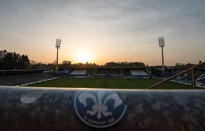 16 10 2017 xfux Football 2 Bundesliga SV Darmstadt 98 1 FC Nuernberg emspor emonline deloka v l View REVIEW Merck Stadium at Böllenfalltor Jonathan Home Stadium at Böllenfalltor Darmstadt