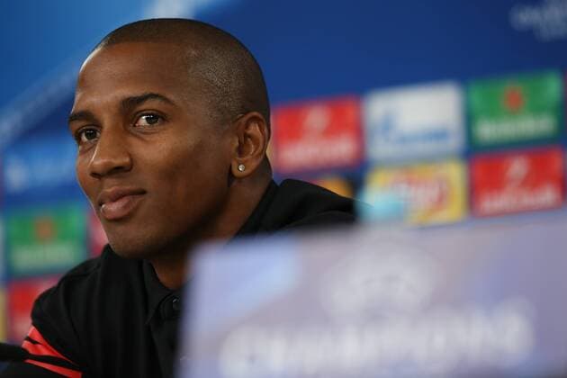 October 17, 2017 - Lisbon, Portugal - Manchester United ManU s English midfielder Ashley Young attends a press conference PK Pressekonferenz at the Luz stadium in Lisbon, Portugal on October 17, 2017, on the eve of the UEFA Champions League football match SL Benfica vs Manchester United. Manchester United Training and Press Conference  - ZUMAn230 20171017_zaa_n230_148 Copyright: xPedroxFiuzax