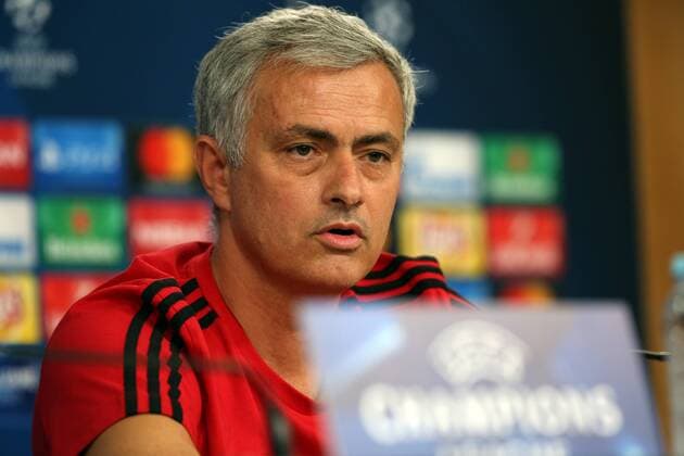 October 17, 2017 - Lisbon, Portugal - Manchester United ManU s Portuguese head coach Jose Mourinho attends a press conference PK Pressekonferenz at the Luz stadium in Lisbon, Portugal on October 17, 2017, on the eve of the UEFA Champions League football match SL Benfica vs Manchester United. Manchester United Training and Press Conference  - ZUMAn230 20171017_zaa_n230_142 Copyright: xPedroxFiuzax