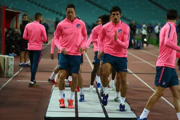 Qarabag: Atletico Madrid UEFA Champions Leuge Gro Atletico s players in action during a training session at Baku Olympic stadium in Baku, Azerbaijan, 17 October 2017. Atletico Madrid will face FK Qarabag in the UEFA Champions League Group C soccer match on 18 October 2017. Baku Azerbaijan  AzizxKarimovx xPacifcixPress