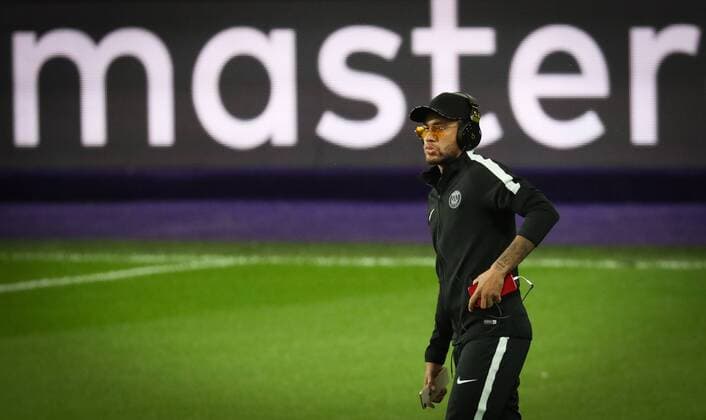 PSG s Neymar Jr pictured on the field of the stadium as French soccer team Paris Saint-Germain made his training in Paris earlier today, Tuesday 17 October 2017 in Brussels. Tomorrow PSG is playing a game in the group stage (Group B) of the UEFA Champions League competition against Belgian soccer team RSC Anderlecht. VIRGINIExLEFOUR  x05184797x