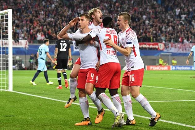 Football men Season 2017 2018 Champions League Group G 3 Matchday RB Leipzig FC Porto cheering After the goal to 1 0 Willi Orban No 4 RB Leipzig Emil Forsberg No 10 RB Leipzig Jean Kevin Augustin No 29 RB Leipzig Lukas Klostermann No 16 RB Leipzig 17 10 2017 Copyright: xMatthiasxKochx
