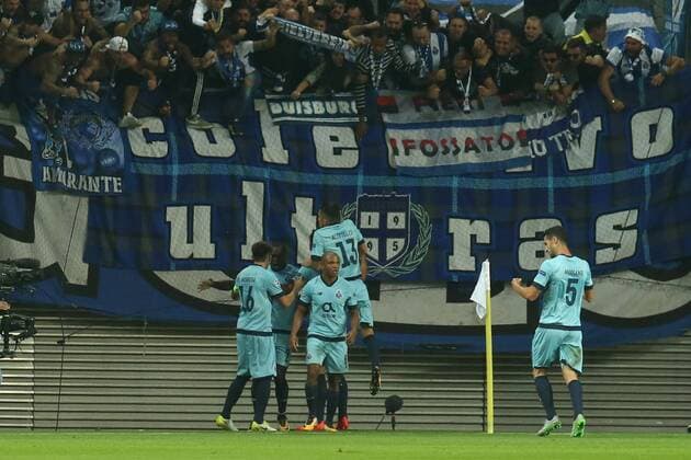 17 10 2017 xkvx Football Champions League RB Leipzig FC Porto emspor v l goal celebration Goal Celebration Celebrate The Goal to 1 1 through Vincent Aboubakar FC Porto Leipzig