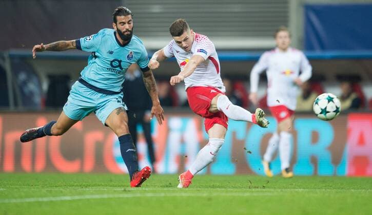Vl Sergio Oliveira P Marcel Sabitzer l Football International UEFA Champions League Season 2017 2018 Group game RB Leipzig FC Porto in Leipzig Germany at 17 10 2017