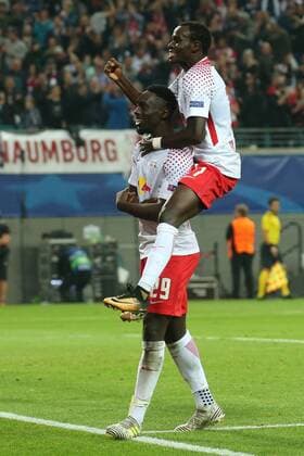 17 10 2017 xkvx Football Champions League RB Leipzig FC Porto emspor v l goal celebration Goal Celebration Celebrate The Goal to 3 1 through Jean Kevin Augustin RB Leipzig with the Team Bruma RB Leipzig Leipzig