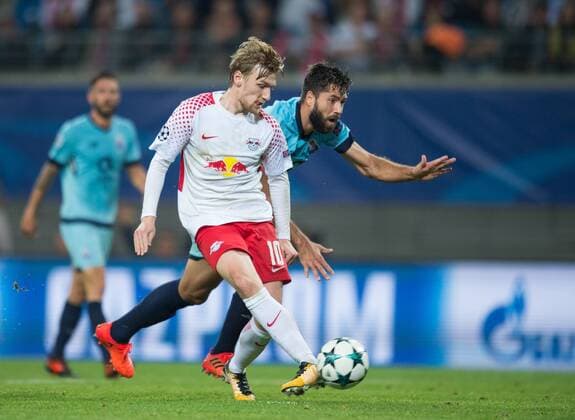 goal to 2 1 Scorer Emil Forsberg front l reached the Results against Felipe P Football International UEFA Champions League Season 2017 2018 Group game RB Leipzig FC Porto in Leipzig Germany at 17 10 2017