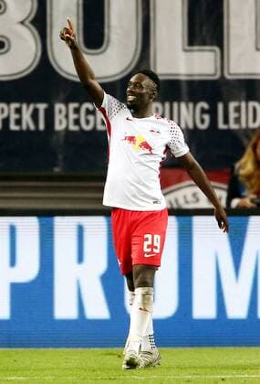 Jean Kevin Augustin 3 1 happiness Emotion jubilant cheering After 3 1 Sports Football Football UEFA CL Champions League men Season 2017 2018 17 10 2017 RB Leipzig RBL vs FC Porto