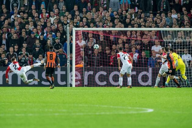 ROTTERDAM - Feyenoord - FC Shakhtar Donetsk , Voetbal , Seizoen 2017 2018 , Champions League , Feijenoord stadion de Kuip , 17-10-2017 , Feyenoord krijgt de 1-2 tegen Feyenoord - Shakhtar  x1763889x