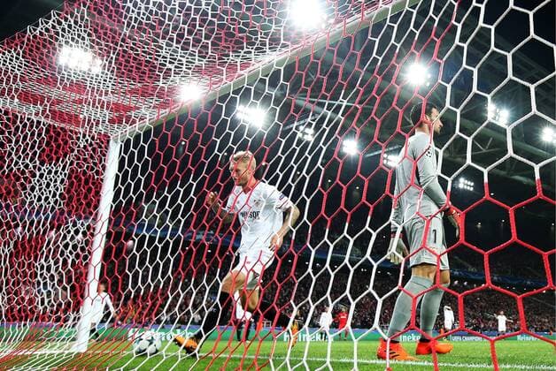 MOSCOW, RUSSIA - OCTOBER 17, 2017: FC Sevilla s goalkeeper Sergio Rico (R) who has conceded a goal in the 2017 18 UEFA Champions League Group E Round 3 football match against Spartak Moscow at Otkrytiye Arena Stadium. Stanislav Krasilnikov TASS  TS0650C4