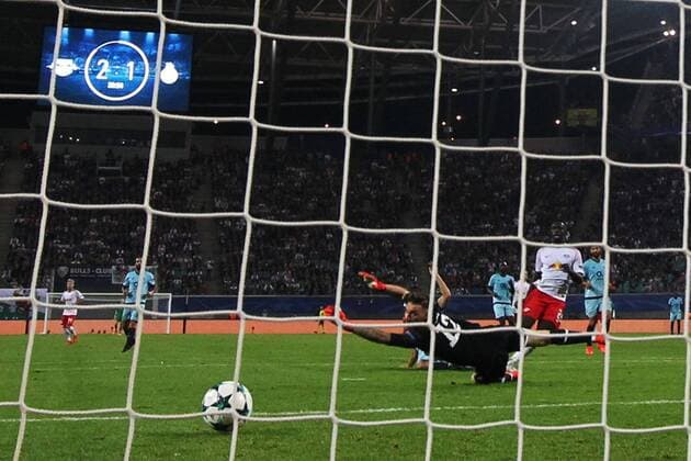 17 10 2017 xkvx Football Champions League RB Leipzig FC Porto emspor v l Goal Scored goal to 3 1 through Jean Kevin Augustin RB Leipzig Leipzig