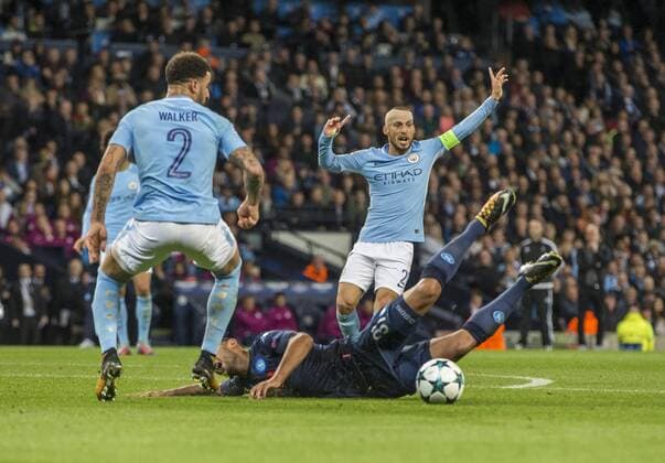 17th October 2017, Etihad Stadium, Manchester, England; UEFA Champions League, Manchester City versus Napoli; Faouzi Ghoulam of Napoli takes a tumble in the box and its a penalty to Napoli in the 72nd minute  ActionPlus11941152