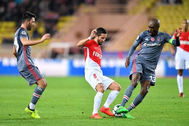13 Atiba Hutchinson bes 18 Tolgay Arslan bes 08 JOAO MOUTINHO mon FOOTBALL Monaco vs Besiktas Ligue des Champions 17 10 2017 FEP Panoramic 