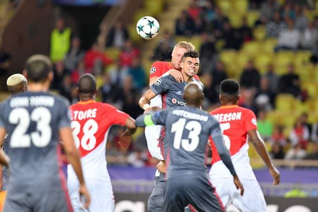 25 KAMIL GLIK mon 05 PEPE bes FOOTBALL Monaco vs Besiktas Ligue des Champions 17 10 2017 FEP Panoramic 