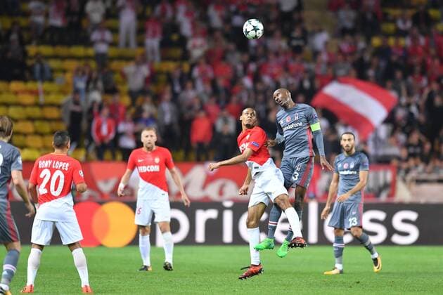 02 FABINHO mon 13 Atiba Hutchinson bes FOOTBALL Monaco vs Besiktas Ligue des Champions 17 10 2017 FEP Panoramic 