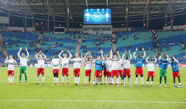 RB Leipzig Porto Football Champions League Leipzig 17 10 2017 Red Bull Arena Football UEFA Champions League Group G 3 Matchday RB Leipzig DEU vs FC Porto PRT 3 2 3 1 in Picture Team from RB Leipzig Final cheering