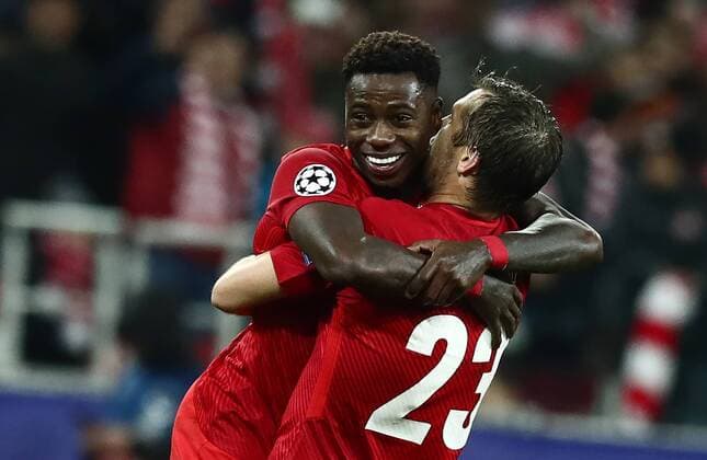 MOSCOW, RUSSIA - OCTOBER 17, 2017: Spartak Moscow s Quincy Promes (L) and Dmitry Kombarov celebrate their club s victory in the 2017 18 UEFA Champions League Group E Round 3 football match against FC Sevilla at Otkrytiye Arena Stadium. FC Spartak Moscow won the game 5-1. Stanislav Krasilnikov TASS  TS0650E4
