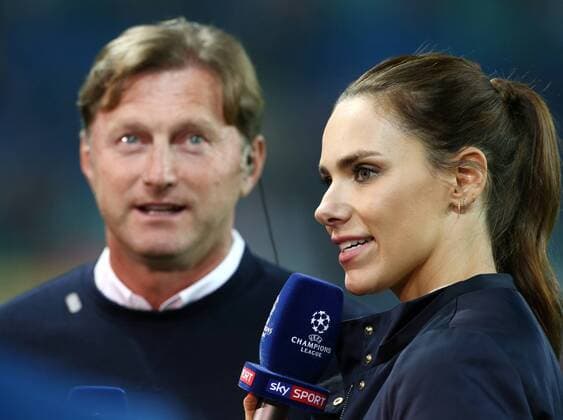 team manager Ralph Hasenhüttl in Interview with Sky Presenter Esther Sedlock Sports Football Football UEFA CL Champions League men Season 2017 2018 17 10 2017 RB Leipzig RBL vs FC Porto