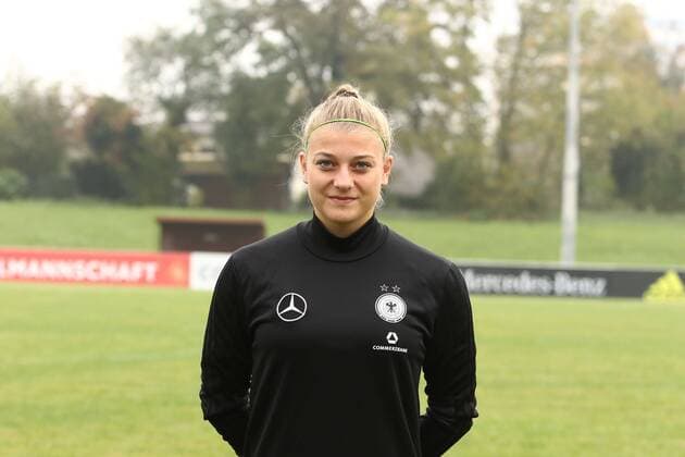 Carina Schlueter Photo call Women national team Football 18 10 2017 12 10 2017 Mainz Kastel Copyright: xWeissx Eibner-Pressefotox EP_rws