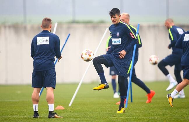 SOCCER - EL, A.Wien vs Rijeka, preview STEINBRUNN,AUSTRIA,18.OCT.17 - SOCCER - UEFA Europa League, FK Austria Wien vs HNK Rijeka, preview, training of A. Wien. Image shows Stefan Jonovic (A.Wien). GEPAxpictures xCh.xKelemen