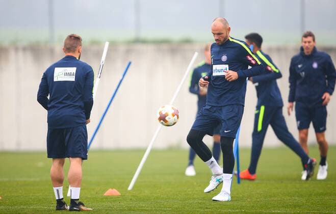 SOCCER - EL, A.Wien vs Rijeka, preview STEINBRUNN,AUSTRIA,18.OCT.17 - SOCCER - UEFA Europa League, FK Austria Wien vs HNK Rijeka, preview, training of A. Wien. Image shows Heiko Westermann (A.Wien). GEPAxpictures xCh.xKelemen