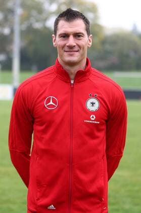 18 10 2017 xCEx Mainz Kastel KFV Stadium German Women national team DFB DFB Women Team photo and Training Women u0026 39;s football national team Goalkeeper coach Simon Panter ger DFB