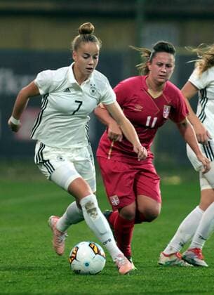 18.10.2017 Belgrade Serbia-Germany U19-Under 19 International Friendly Länderspiel match men s football Giulia Gwinn(L) Germany,Tijana Matic(r) Serbia : 