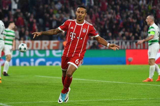 18 10 2017 xJHx Football Champions League FC Bavaria Munich Celtic Glasgow emspor v l goal celebration Goal Celebration Celebrate The Goal to not given 1 0 through Thiago FCB FC Bavaria Munich Munich