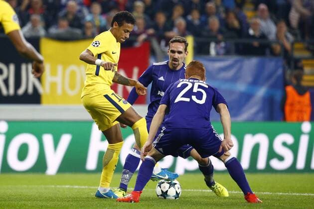 Neymar forward of PSG and Sven Kums midfielder of RSC Anderlecht FOOTBALL : RSC Anderlecht vs Paris Saint Germain - Ligue des Champions - 18 10 2017 PhotoNews Panoramic  775030940