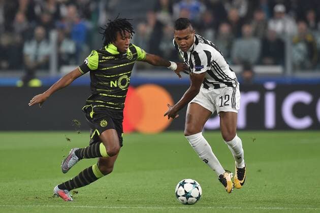 Fußball, CL, Juventus Turin - Sporting Lissabon Gelson Martins Sporting, Alex Sandro Juventus. Torino 18-10-2017 Allianz Stadium Football Calcio Champions League Group D Juventus - Sporting CP Foto Andrea Staccioli Insidefoto andreaxstaccioli