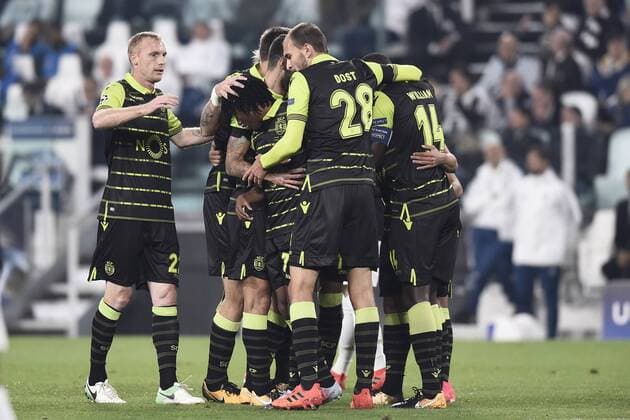 Fußball, CL, Juventus Turin - Sporting Lissabon Db Torino 18 10 2017 - Champions League Juventus-Sporting Lisbona foto Daniele Buffa Image nella foto: esultanza Sporting Lisbona autogol Alex Sandro 