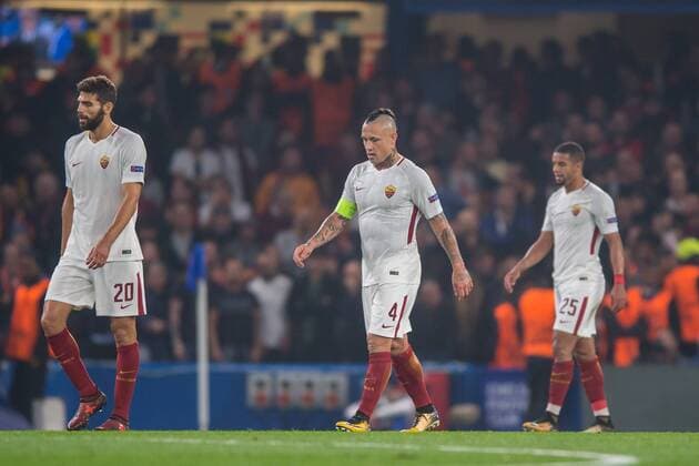 Radja Nainggolan of Roma looking dejected after the second goal of Chelsea during the UEFA Champions League Group C match between Chelsea and Roma at Stamford Bridge, London, England on 18 October 2017. Copyright: xSalvioxCalabresex 17170021