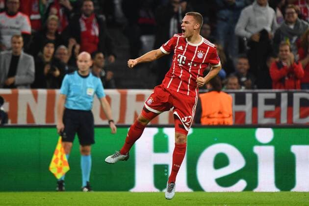 18 10 2017 xJHx Football Champions League FC Bavaria Munich Celtic Glasgow emspor v l goal celebration Goal Celebration Celebrate The Goal to 2 0 through Joshua KIMMICH FCB FC Bavaria Munich with the Team Munich