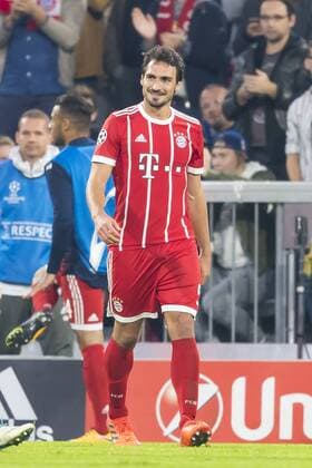 ger UEFA CL FC Bavaria Munich ger vs Celtic Glasgow GB 18 10 2017 Alliance Arena Munich ger UEFA CL FC Bavaria Munich ger vs Celtic Glasgow GB Group B in Picture cheering After the goal to 3 0 through Mats Hummels FCB 5 nordphotox xStraubmeier nph00004