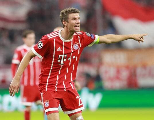 Thomas Mueller FC Bavaria gives Instructions Football UEFA Champions League FC Bavaria Munich Celtic FC 18 10 2017