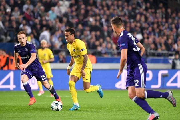 Fußball, CL, RSC Anderlecht - Paris St. Germain 10 NEYMAR JR psg 25 Adrien Trebel and FOOTBALL Anderlecht vs Paris SG Ligue des Champions 18 10 2017 AnthonyBIBARD FEP Panoramic 