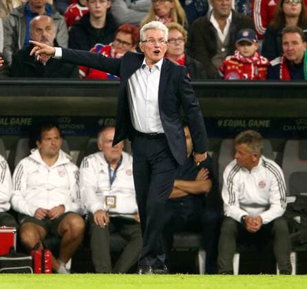 team manager Joseph Jupp Heynckes calling showing gesticulating Sports Football Football UEFA CL Champions League men Season 2017 2018 18 10 2017 FC Bavaria Munich FCB vs Celtic Glasgow