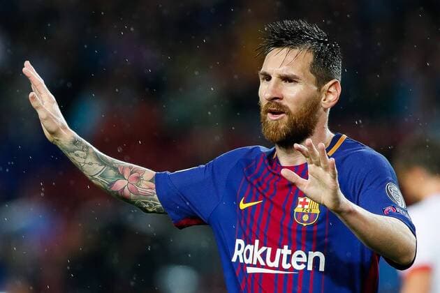 Bilder des Tages - SPORT FuÃŸball, CL, FC Barcelona - Olympiakos PirÃ¤us 18th October 2017, Camp Nou, Barcelona, Spain; UEFA Champions League, FC Barcelona Barca versus Olympiacos; Leo Messi of FC Barcelona celebrates the own goal for 1-0 in the 29th minute  ActionPlus11941298