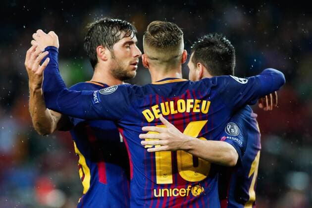 FuÃŸball, CL, FC Barcelona - Olympiakos PirÃ¤us 18th October 2017, Camp Nou, Barcelona, Spain; UEFA Champions League, FC Barcelona Barca versus Olympiacos; FC Barcelona celebrates the 1-0 which was an own goal from Nikolaou  ActionPlus11941299