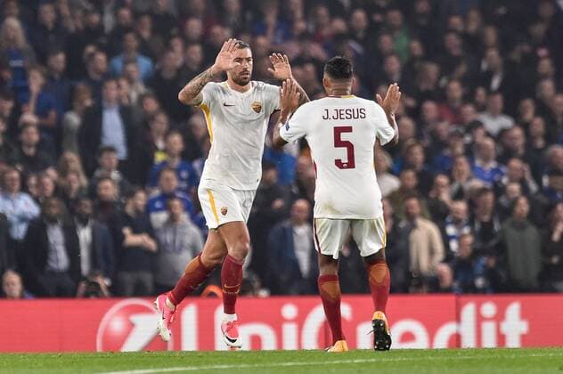 Fußball, CL, FC Chelsea - AS Rom Aleksandar Kolarov of Roma celebrates scoring first goal during the UEFA Champions League Group C match between Chelsea and Roma at Stamford Bridge, London, England on 18 October 2017. Copyright: xGiuseppexMaffiax 17180049