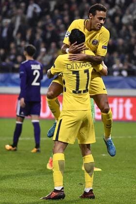 Fußball, CL, RSC Anderlecht - Paris St. Germain PSG s Angel Di Maria and PSG s Neymar Jr celebrate after scoring during a third game (out of 6) in the group stage (Group B) of the UEFA Champions League competition between Belgian soccer team RSC Anderlecht and French club PSG Paris Saint-Germain, Wednesday 18 October 2017 in Brussels. DIRKxWAEM  x05185515x