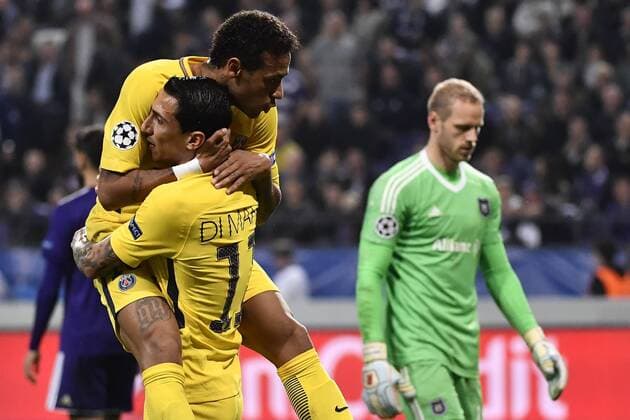Fußball, CL, RSC Anderlecht - Paris St. Germain PSG s Angel Di Maria and PSG s Neymar Jr celebrate after scoring during a third game (out of 6) in the group stage (Group B) of the UEFA Champions League competition between Belgian soccer team RSC Anderlecht and French club PSG Paris Saint-Germain, Wednesday 18 October 2017 in Brussels. DIRKxWAEM  x05185517x