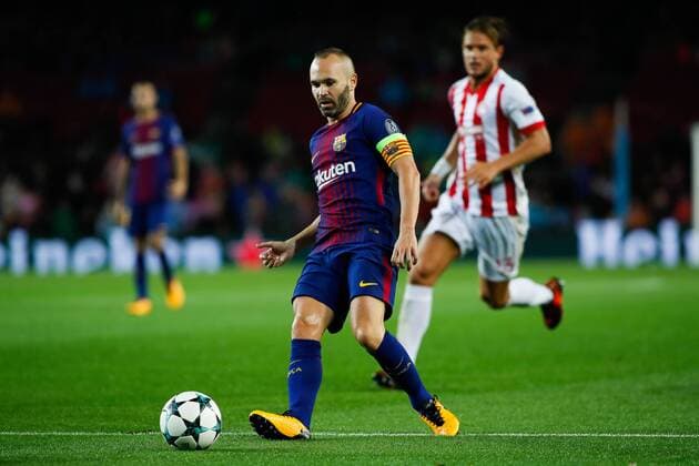 18th October 2017 Barcelona Spain Champions League F C Barcelona v Olympiacos F C Andres Iniesta of FC Barcelona Barca pass the ball Photo Andres Garcia AFP7  xAndresxGarciax xAFP7x xFCxBarcelonaxvxOlympiacos,xChampionsxLeague.xOctx18thx2017x