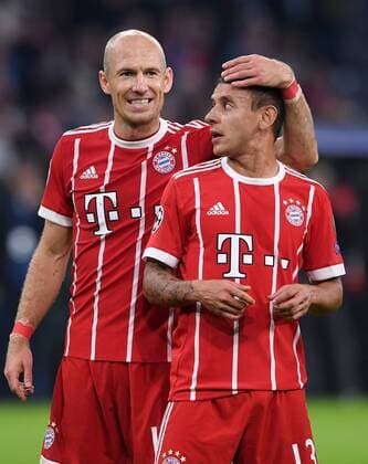 Football Champions League Season 2017 2018 Group stage FC Bavaria Munich Celtic Glasgow 18 10 2017 Arjen seals left and Rafinha right both FC Bavaria Munich Munich