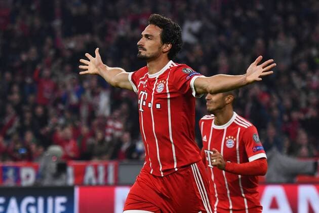 18 10 2017 xJHx Football Champions League FC Bavaria Munich Celtic Glasgow emspor v l goal celebration Goal Celebration Celebrate The Goal to 3 0 through Mats Hummels FCB FC Bavaria Munich Munich
