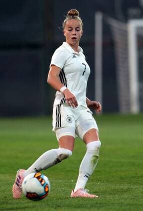 18.10.2017 Belgrade Serbia-Germany U19-Under 19 International Friendly Länderspiel match women s football Giulia Gwinn Germany : 